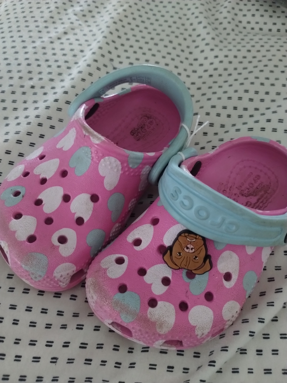 CROCS Kids Pink Clog Sandals with Light Blue Strap and Heart Print